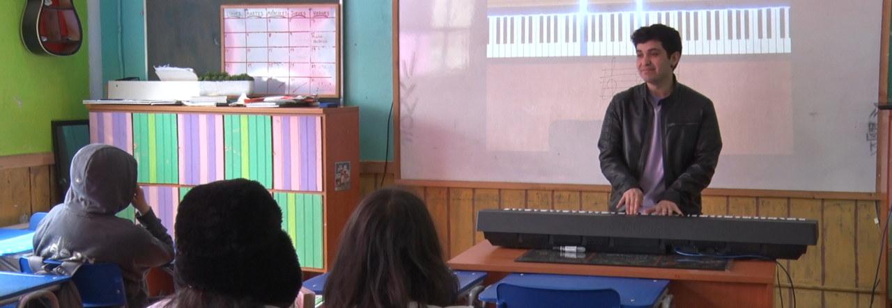 Titulado de Pedagogía en Música es nominado a premio internacional de educación