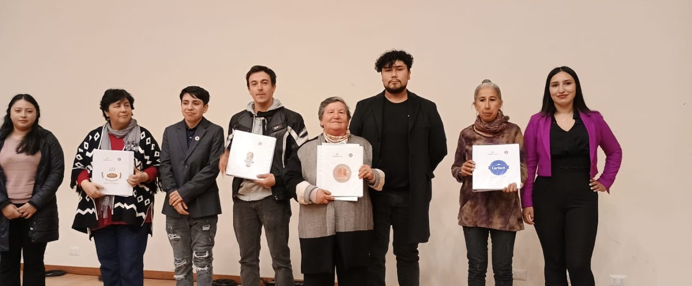 Certifican a emprendedores asesorados por estudiantes de Ingeniería en Alimentos ULagos