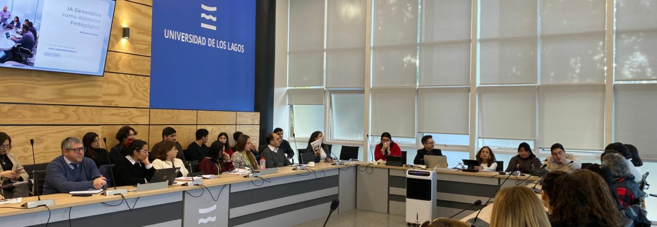 ULagos fortalece capacidades para el uso pedagógico de IA con participación de docentes de establecimientos educacionales