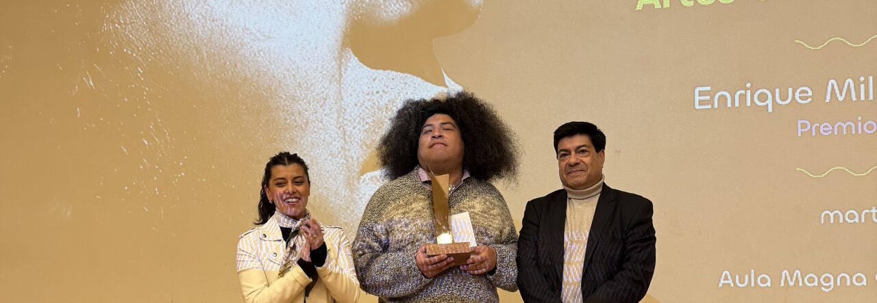 Acordeonista de Caguach Enrique Millán Unquén recibió el Premio Víctor Jara