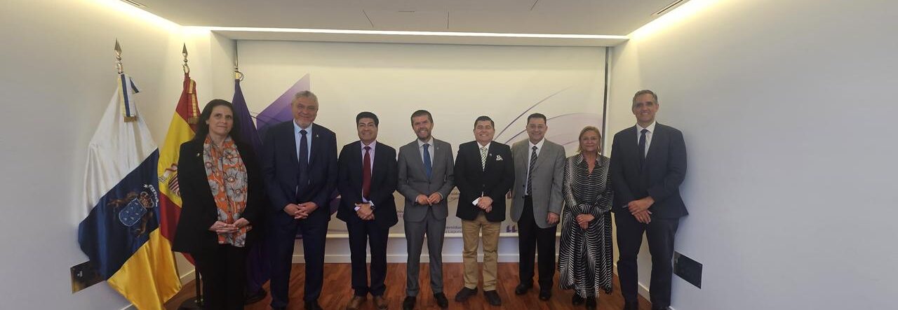 ULagos y Universidad de La Laguna proyectan alianza internacional para impulsar estudios sobre insularidad